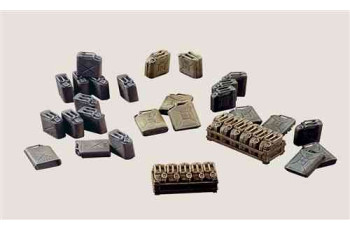  Italeri 0402 Jerry Cans