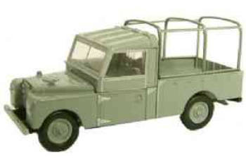 Oxford Diecast Grey Land Rover 109 Inch LAN1109001