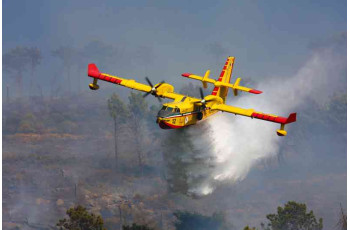 CANADAIR CL-415  ITALERI  1362