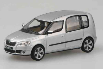 Skoda roomster silver 