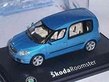 Skoda roomster light blue 