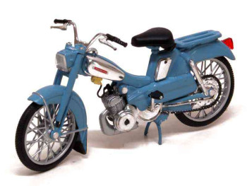 NOREV - MOTOBECANE - AV88 1976. Scale: 1/18 Code: 182055 Colour: LIGHT BLUE