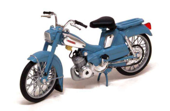 NOREV - MOTOBECANE - AV88 1976. Scale: 1/18 Code: 182055 Colour: LIGHT BLUE