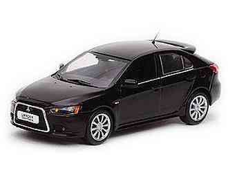 VITESSE  Mitsubishi Lancer Black
