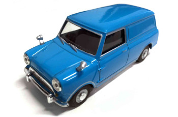 MINI PANEL VAN  CARARAMA  4-15640