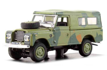 LAND ROVER SERIE III 109 CAMOUFLAGE  CARARAMA  711XND1