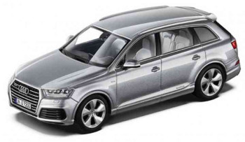AUDI DEALERMODEL AUDI Q7 2015 (SPARK)