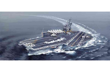 USS Kitty Hawk CV - 63  ITALERI  5522