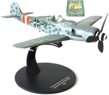 ATLAS  7896006  Focke Wulf Fw 190 D-9 GERHARD BARKHORN 1945