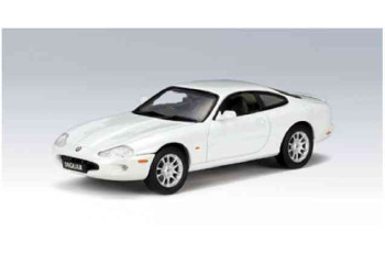  Jaguar XKR Coupe White Auto Art 53622 1/43