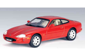 Jaguar XK8 Coupe - Red made by AUTOart (53632) in 1:43