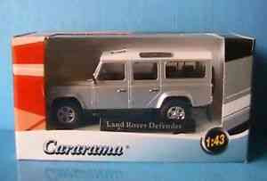 LAND ROVER DEFENDER LWB SILVER CARARAMA 1/43  250ND-6