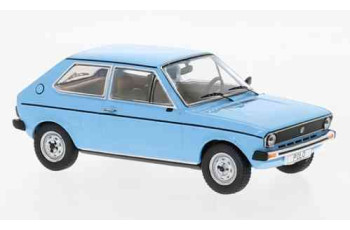 VW Polo I light blue 1975  IXO  CLC423N