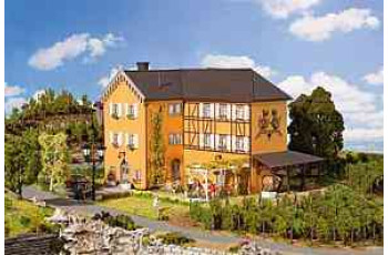 Faller Vineyard with garden restaurant HO