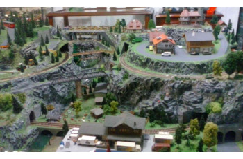 TRAIN DIORAMA  5X3 METERS