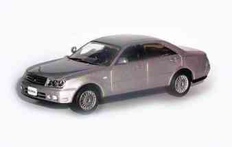 J-COLLECTION NISSAN GLORIA Silver
