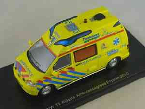 NEO MODELS Volkswagen T5 Ambulance Fryslan 2010