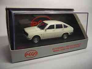 LANCIA BETA BERLINA 1972 COLORE BIANCO PEGO 1:43 PG1029