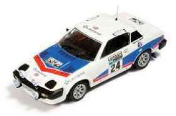 IXO  TRIUMPH TR 7 V 8 N.24 RAC’77