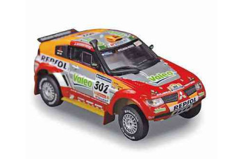 NOREV MITSUBISHI - PAJERO EVOLUTION N 302 WINNER RALLY PARIS DAKAR 2006 L.ALPHAND G.PICARD
