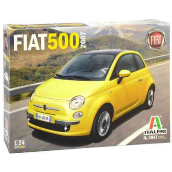 ITALERI 3647 Fiat 500 (2007) 1:24 Plastic Car Model Kit